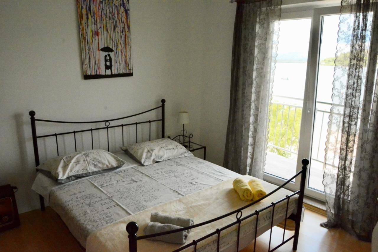 Apartman Klara Murter Exteriér fotografie