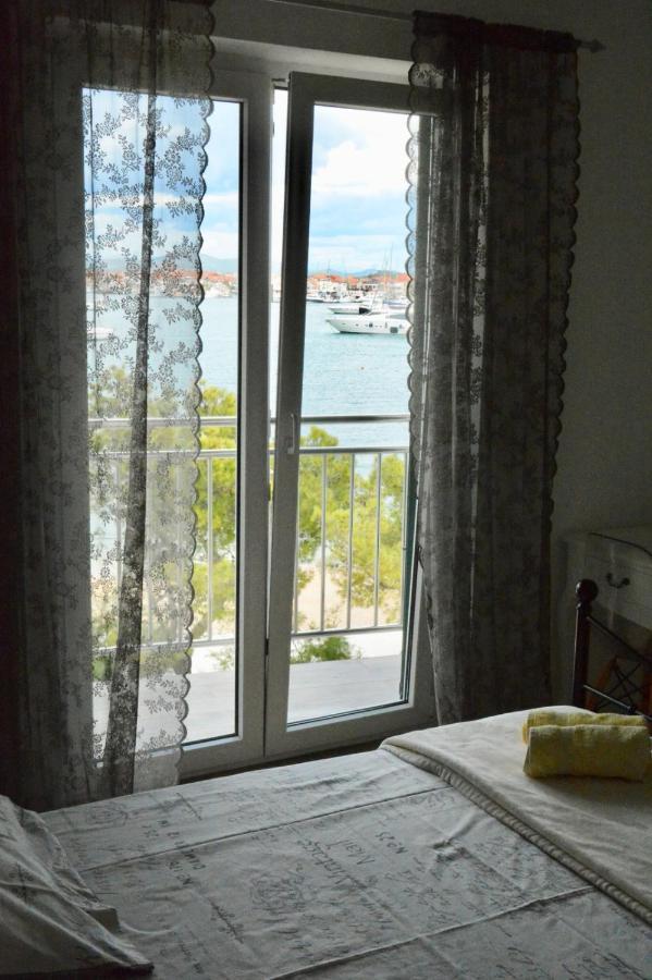 Apartman Klara Murter Exteriér fotografie
